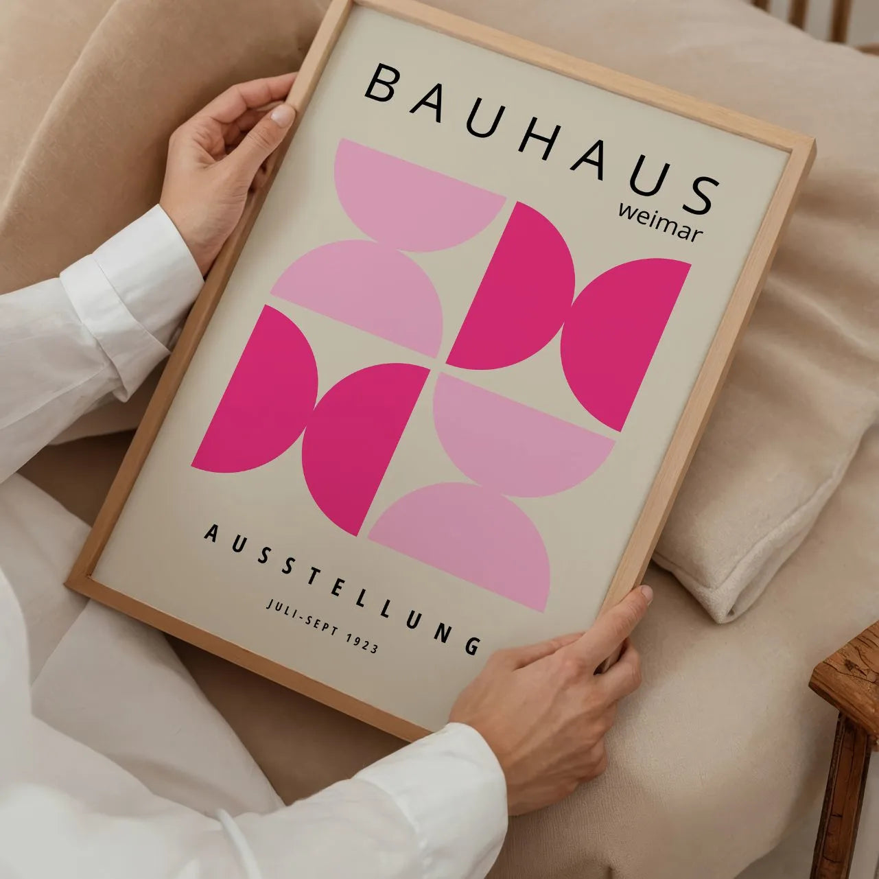 Bauhaus Rosa Vibrazione Poster