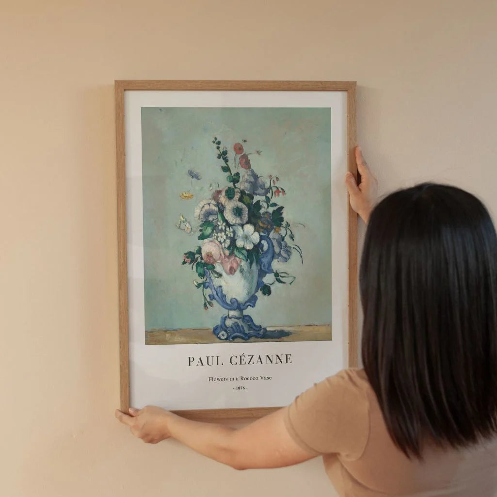 Paul Cézanne – Fiori in un vaso rococò Poster